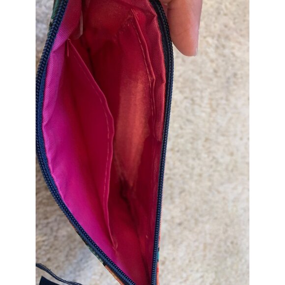 Simply Southern Floral Pattern Wristlet Wallet 7.5" x 5" - Picture 4 of 6